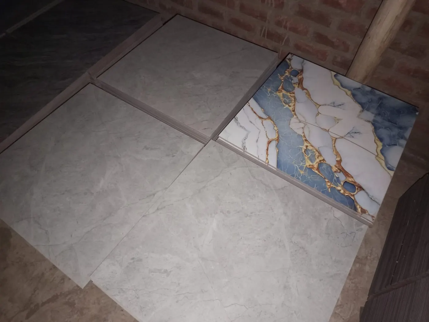 Porcelanato Marmol Azul y Oro 60x60