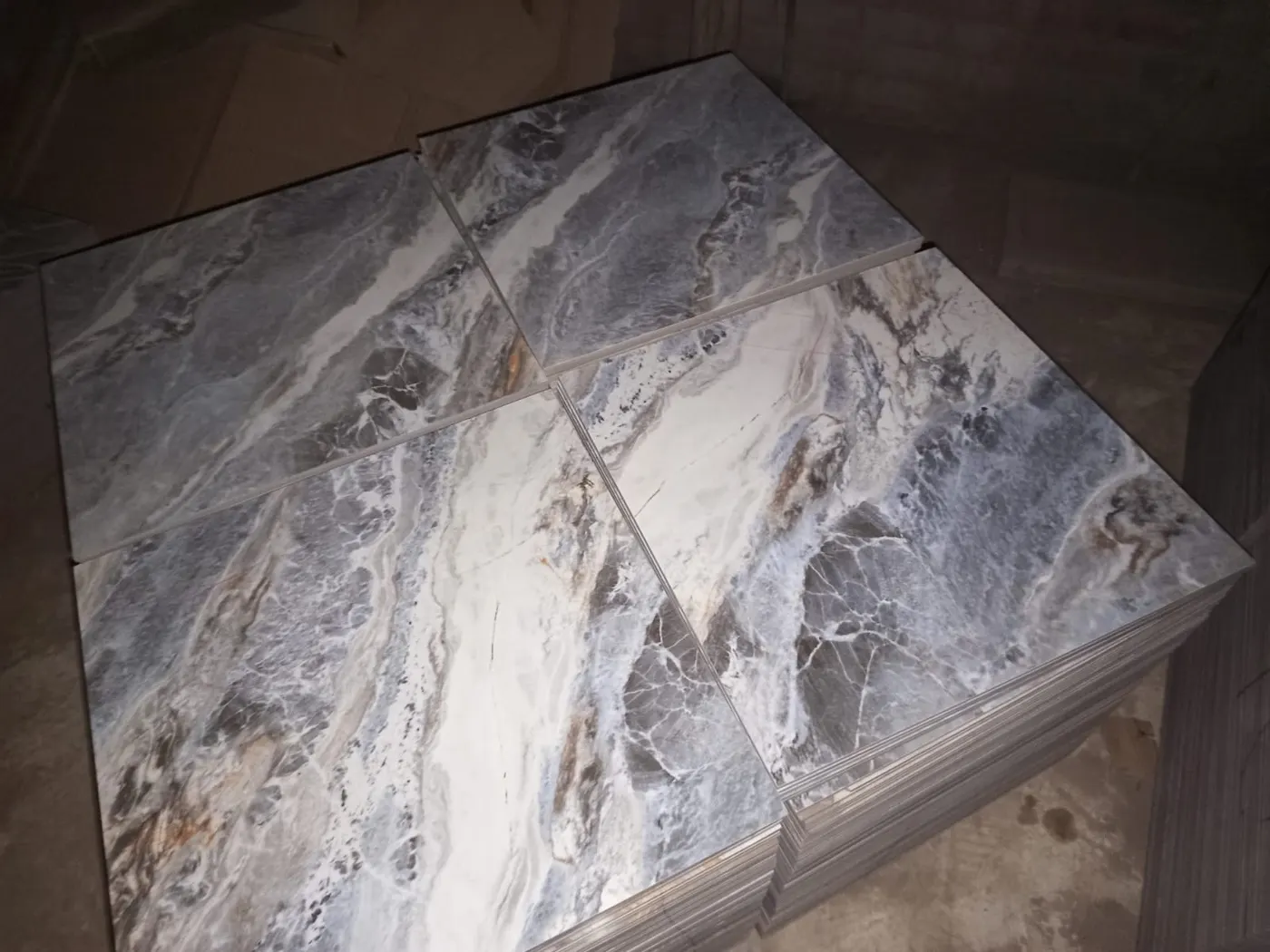 Materiales de construccion en La Libertad: porcelanato y acabados